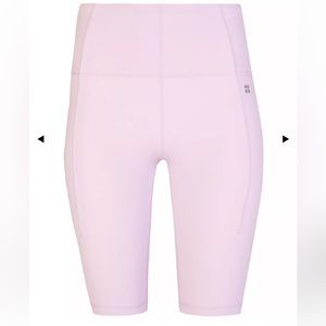 Sweaty Betty Super Soft 9" Shorts in Mistflower Purple size Small 4-6